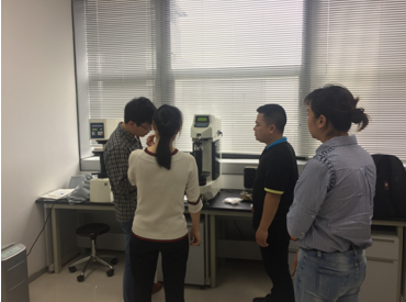 为某研究院时代洛氏硬度计TH300日常保养 为某研究院时代洛氏硬度计TH300日常保养