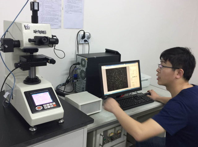 某汽车公司半自动维氏硬度计应用 某汽车公司半自动维氏硬度计应用